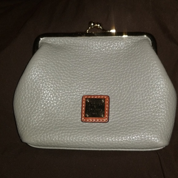 Wallet - Picture 1 of 2